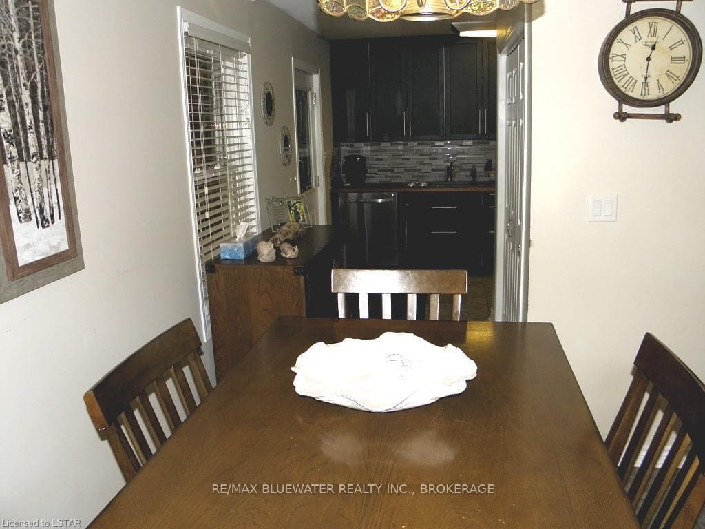 6029 DANBEA Lane photo 16