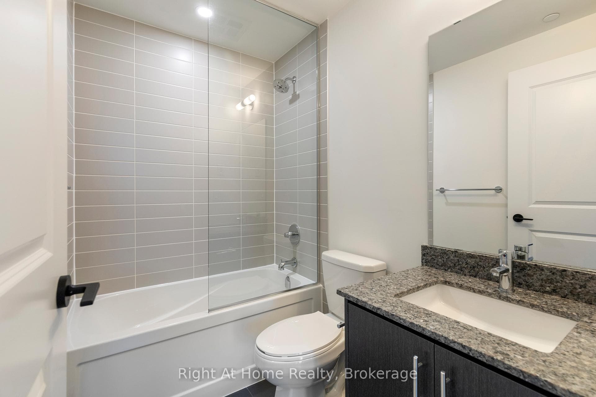 335 Wheatboom Drive Unit 705 photo 22