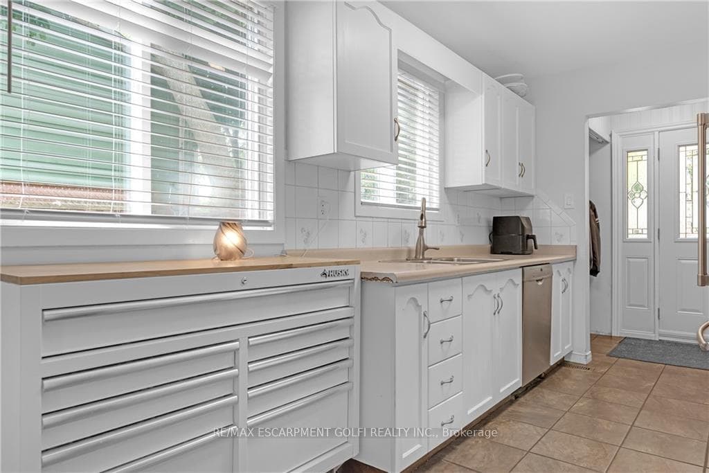 26 Golden Orchard Drive photo 8