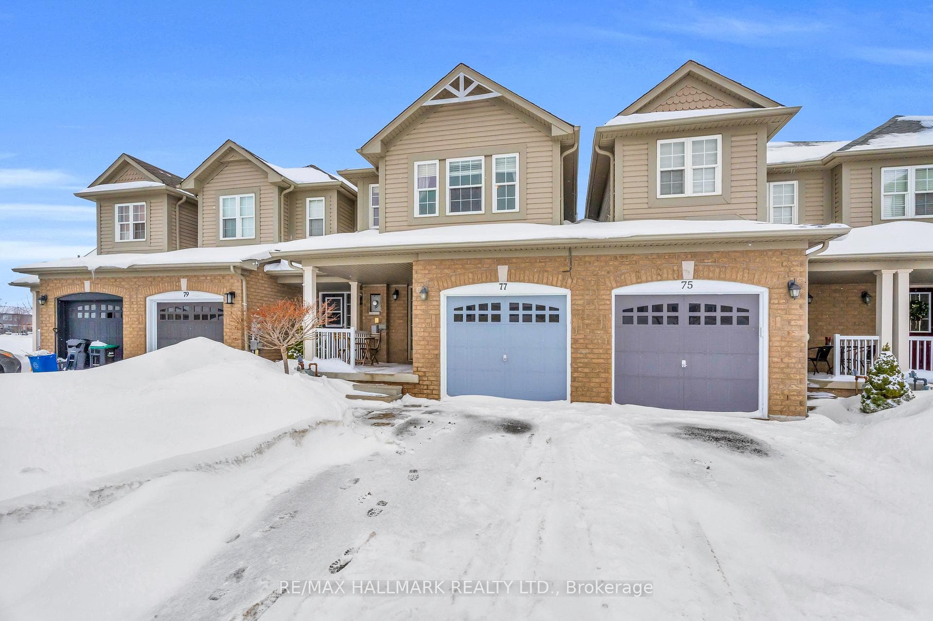 77 Commonwealth Road photo 3