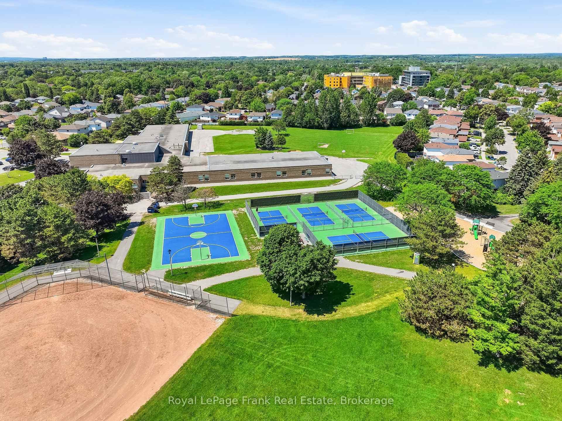 112 Oke Road photo 45