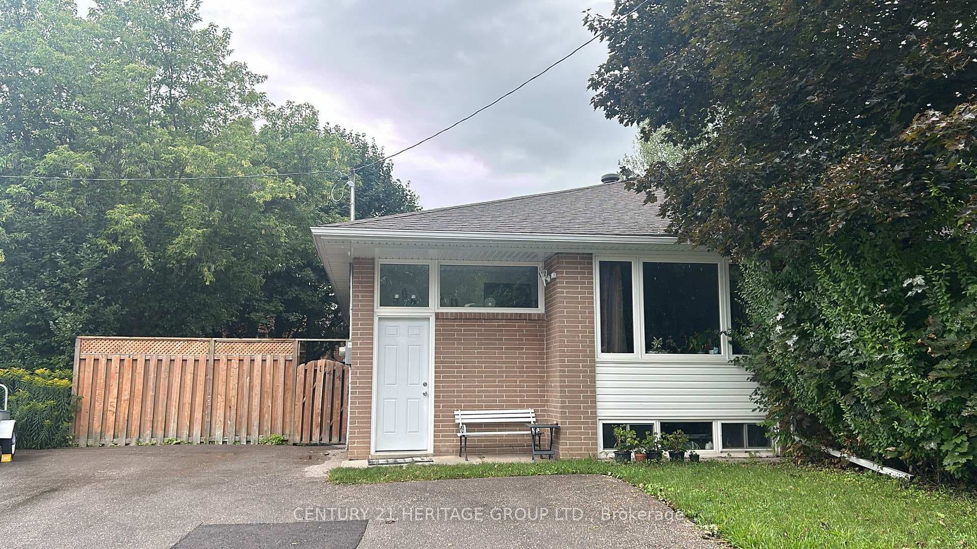 144 Cherrywood Drive photo 1