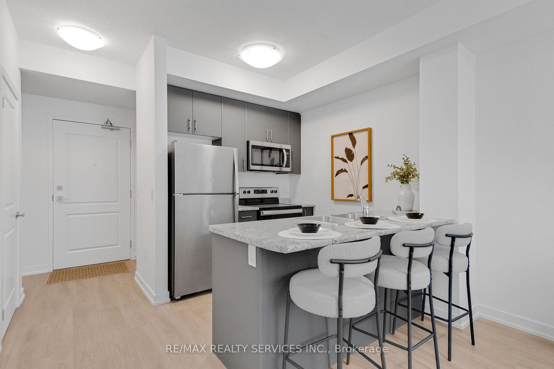 5055 Greenlane Road Unit 136 photo 8