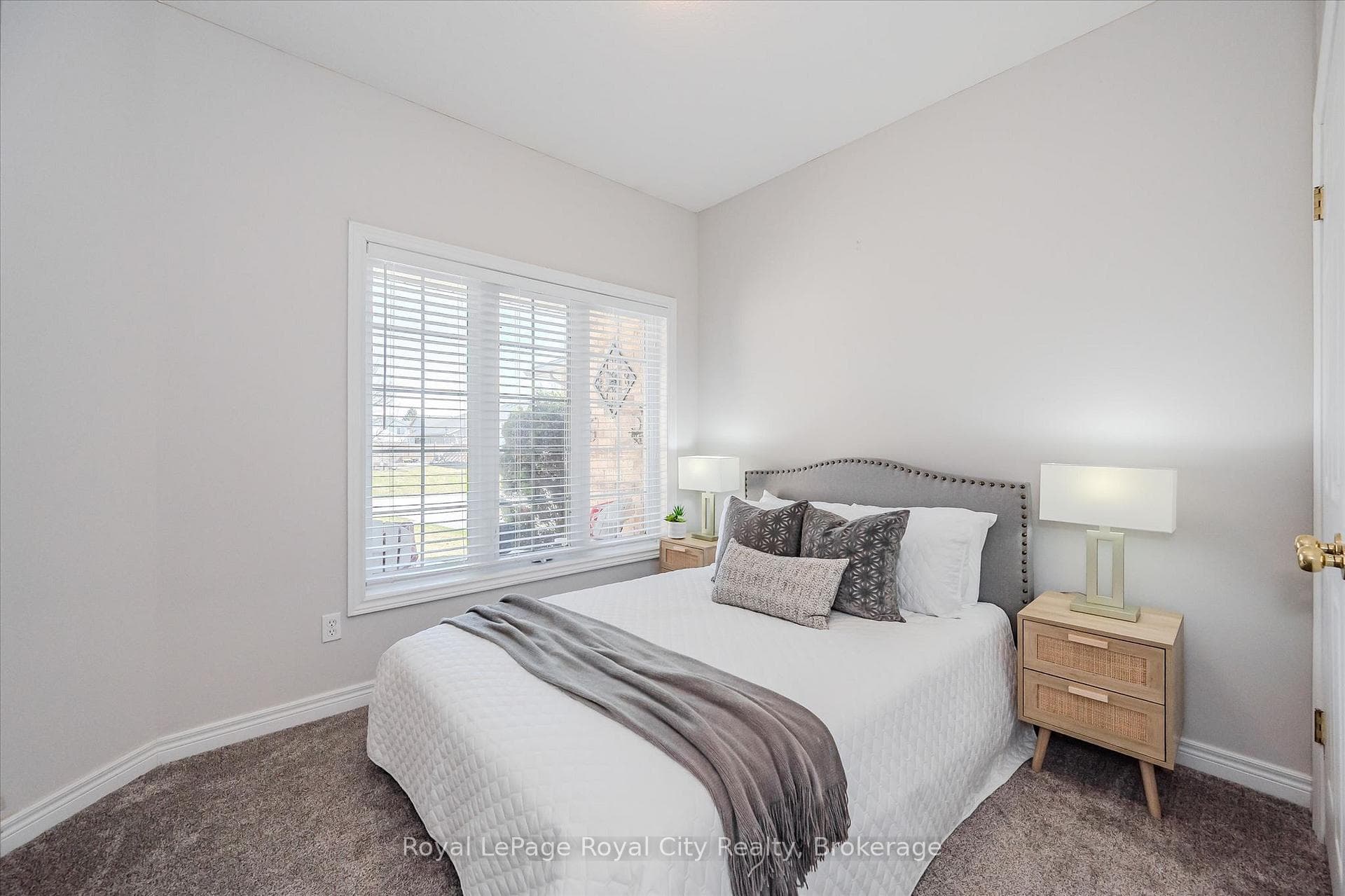 291 Bamford Drive photo 23