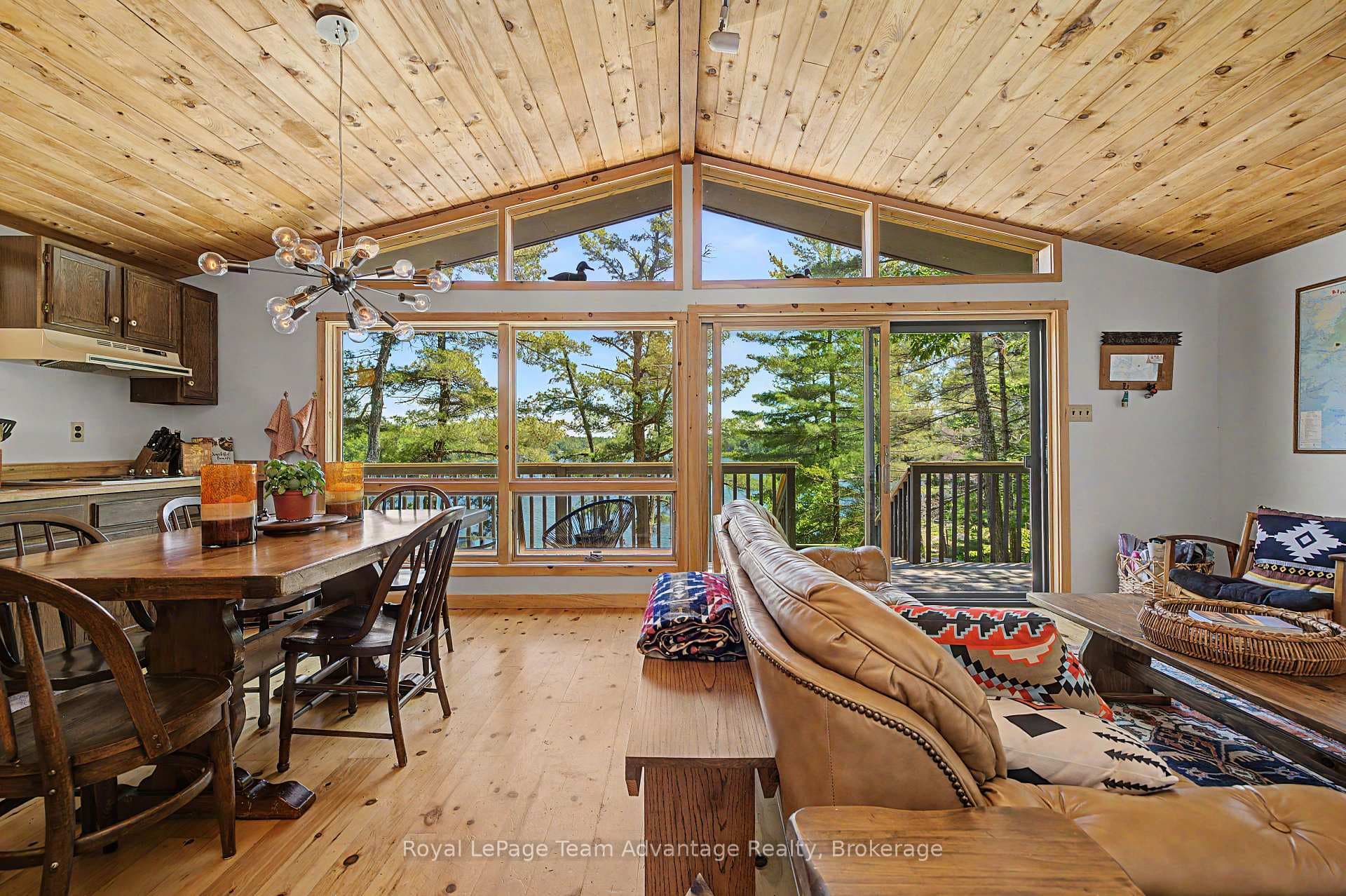 7 A60 Island photo 9