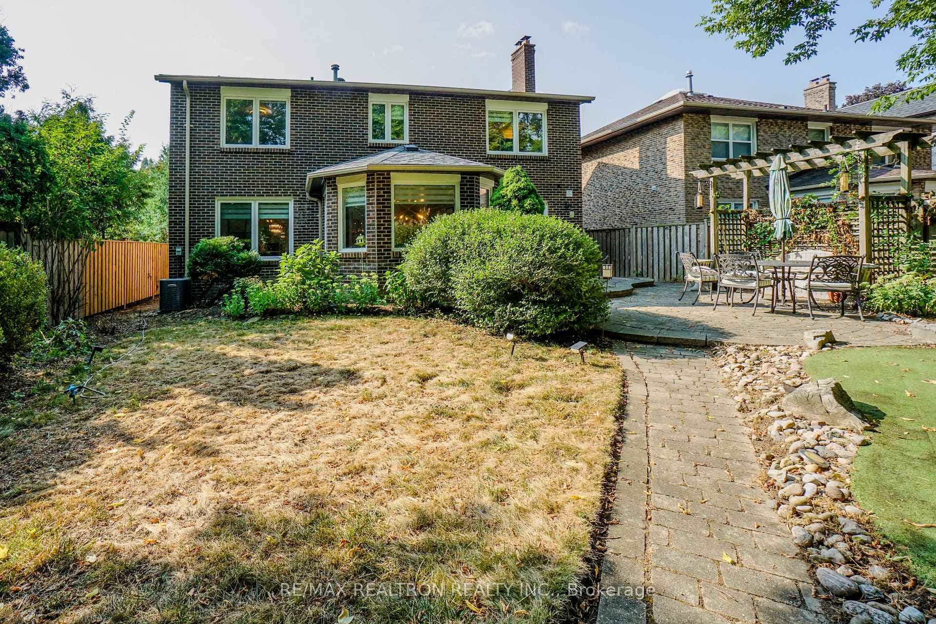 206 Carlton Road photo 44