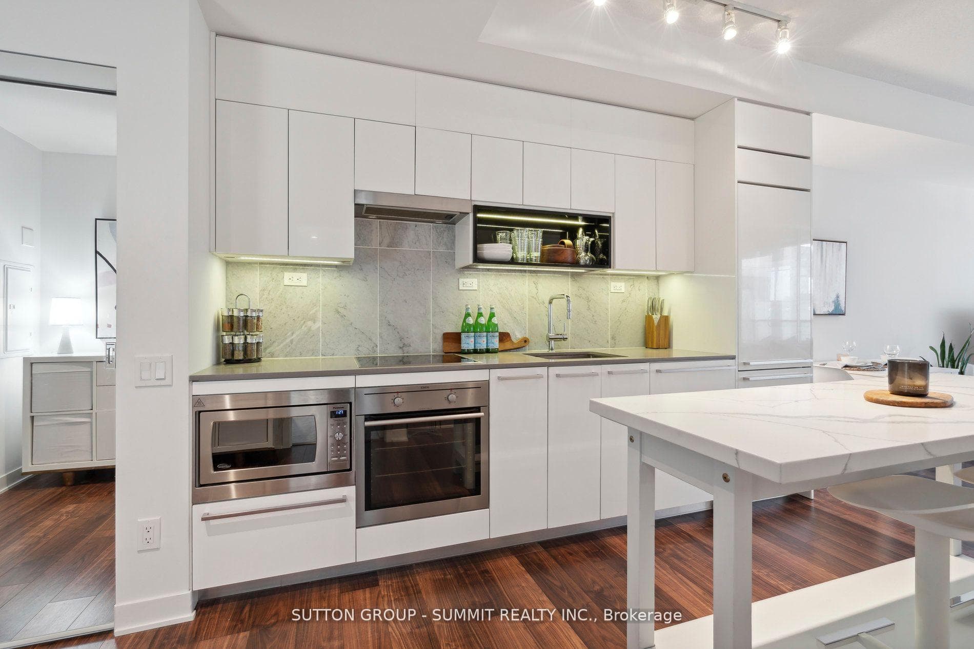 90 Queens Wharf Road Unit 306 photo 6
