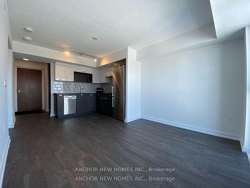 275 Village Green Square Unit 2820 photo 20