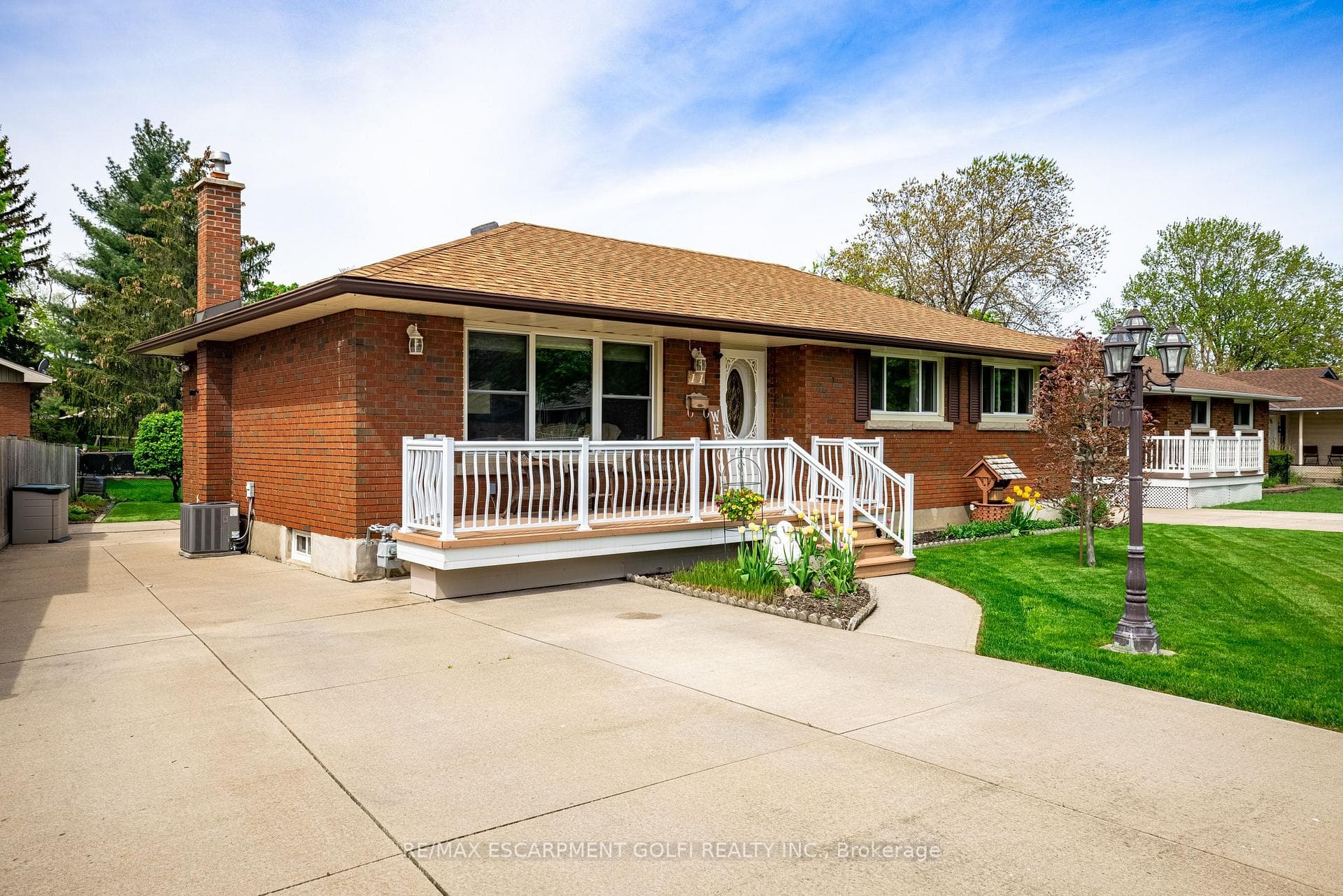 11 Glengarry Road photo 2