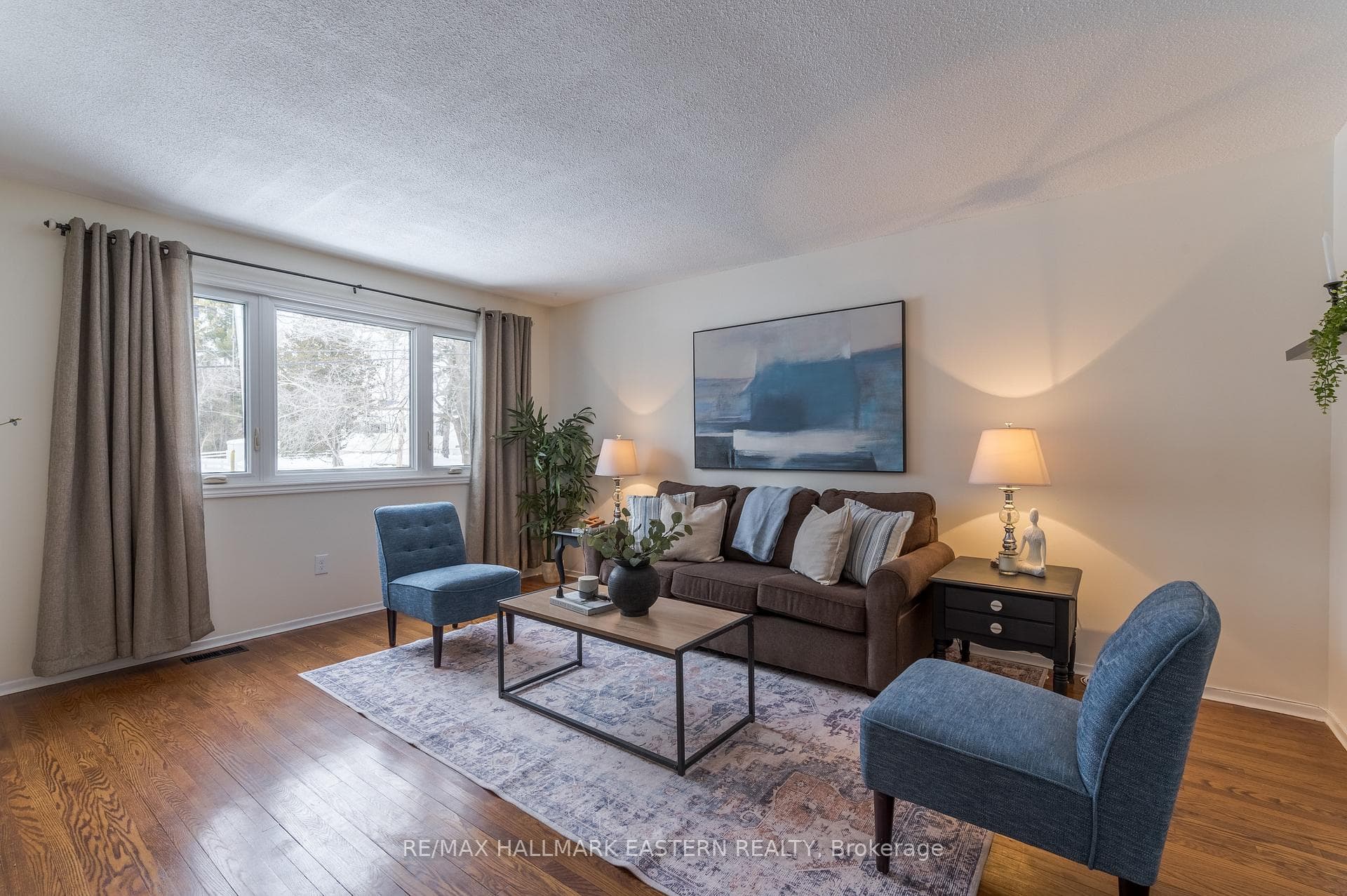 69 Ermatinger Street photo 14