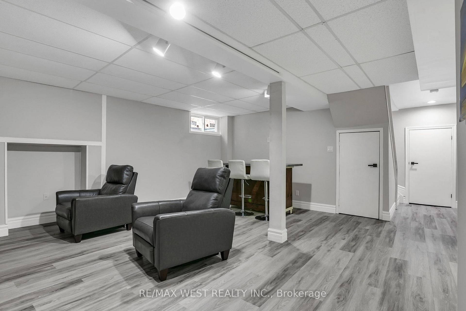 930 Maramis Court photo 36