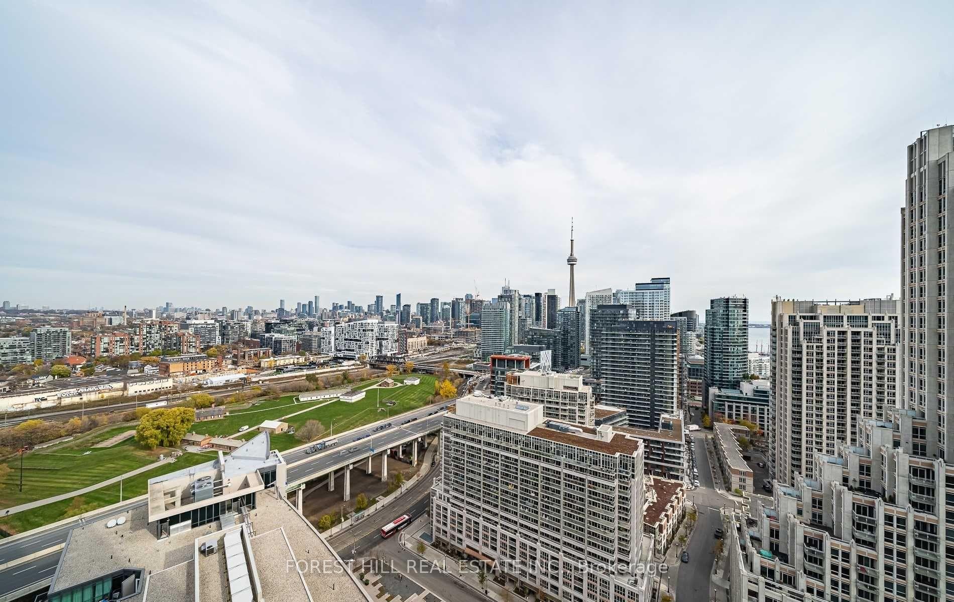 215 Fort York Boulevard Unit 2910 photo 28