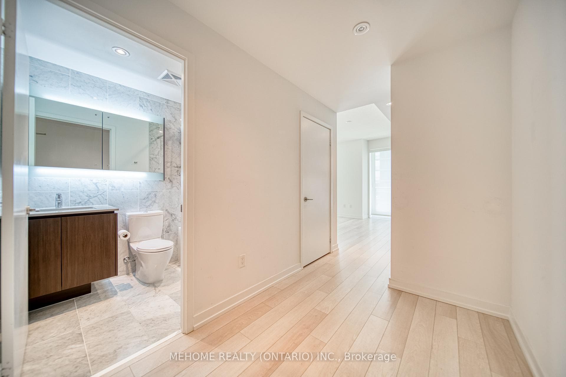 117 Mcmahon Drive Unit 603 photo 6