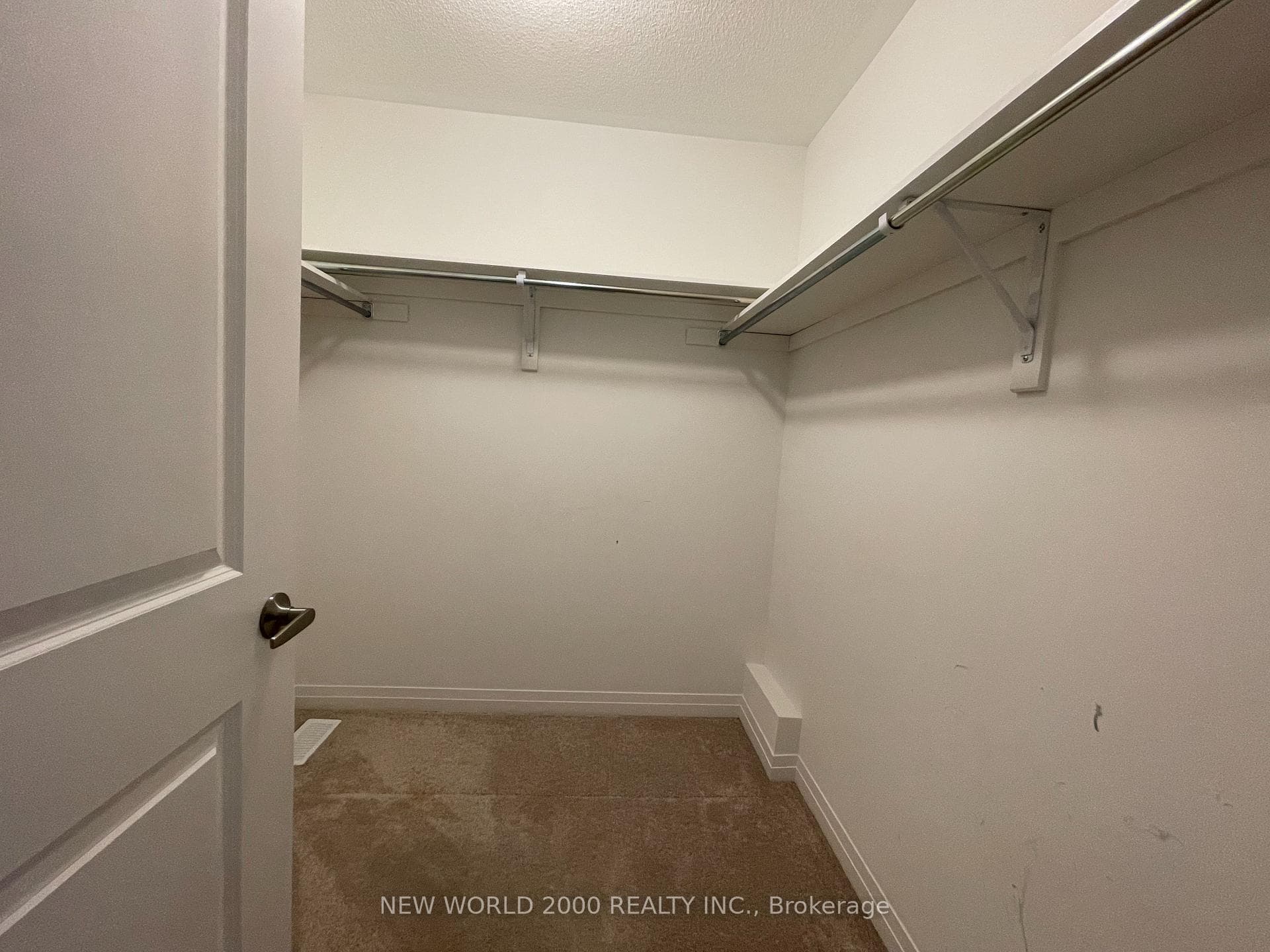 19 Casserley Crescent photo 10
