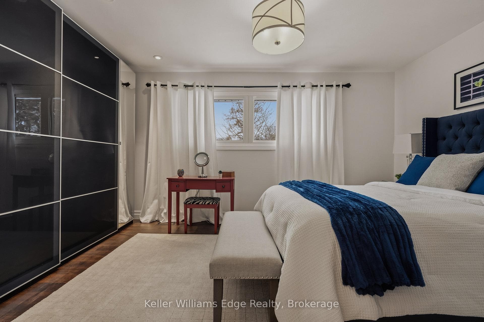 2424 Eileen Drive photo 11