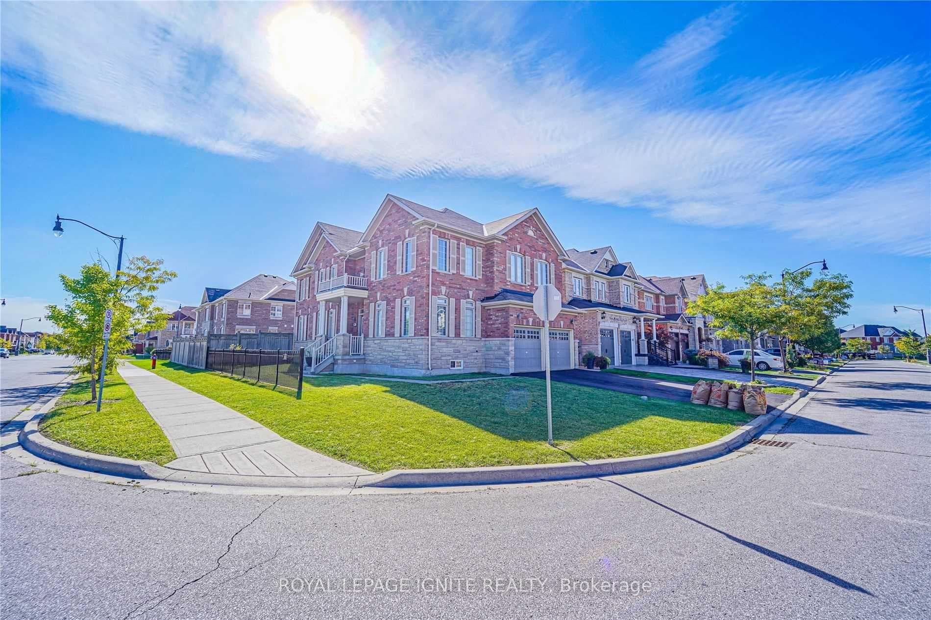 26 Ironshield Drive Unit Upper photo 1
