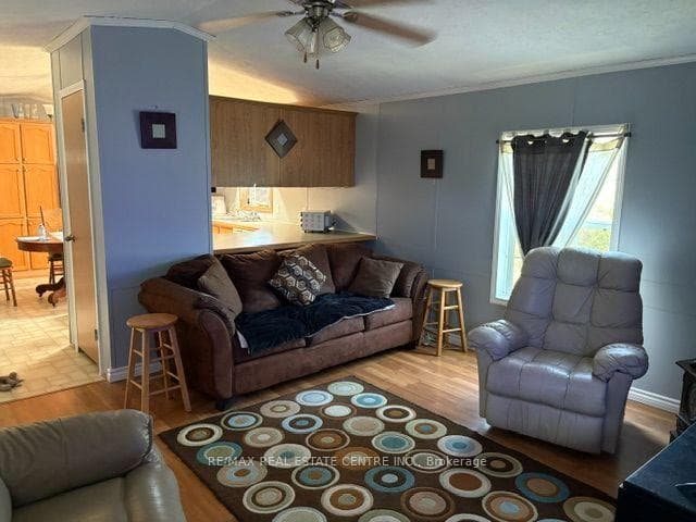 101 Maple Grove Village Road photo 6