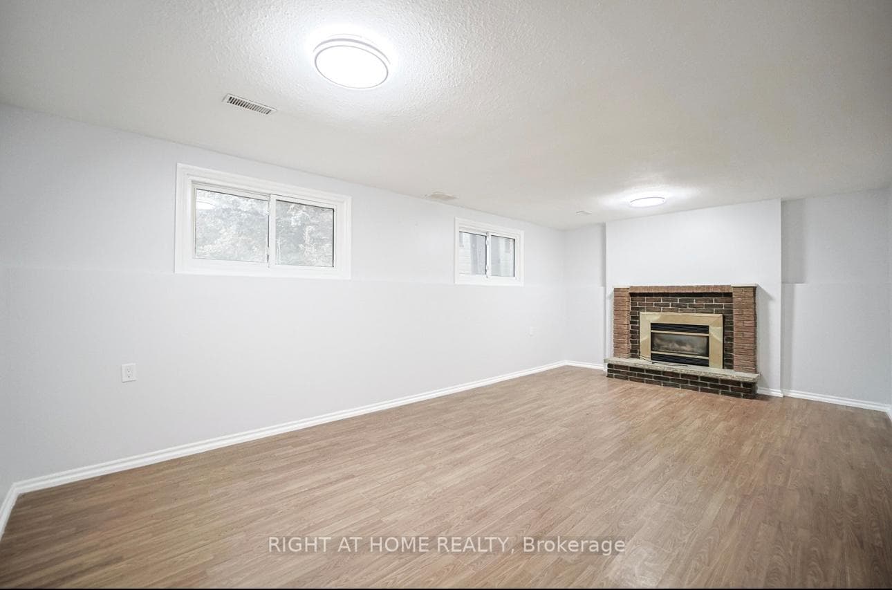215A Paris Road photo 17