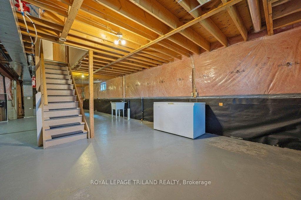 35 Rickwood Place photo 23