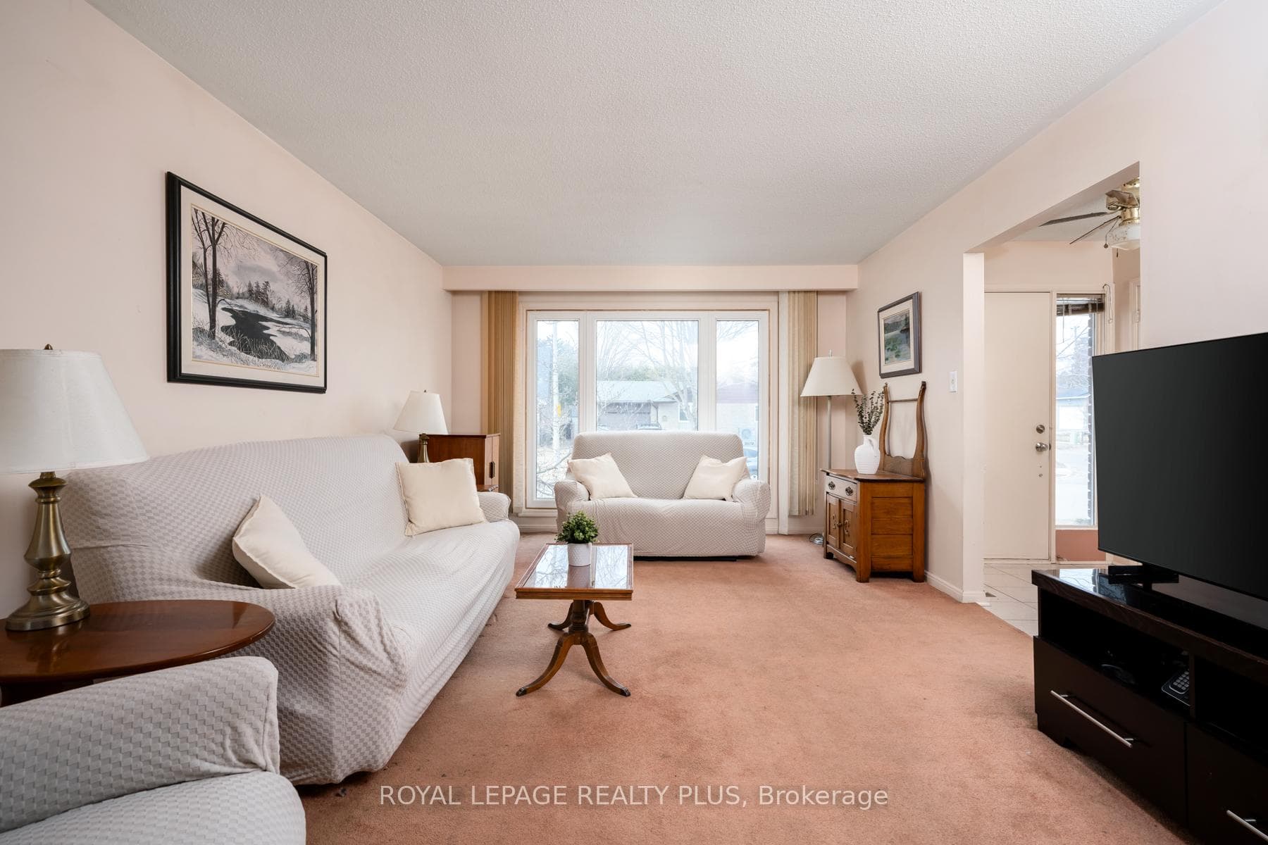222 Centre Street photo 9