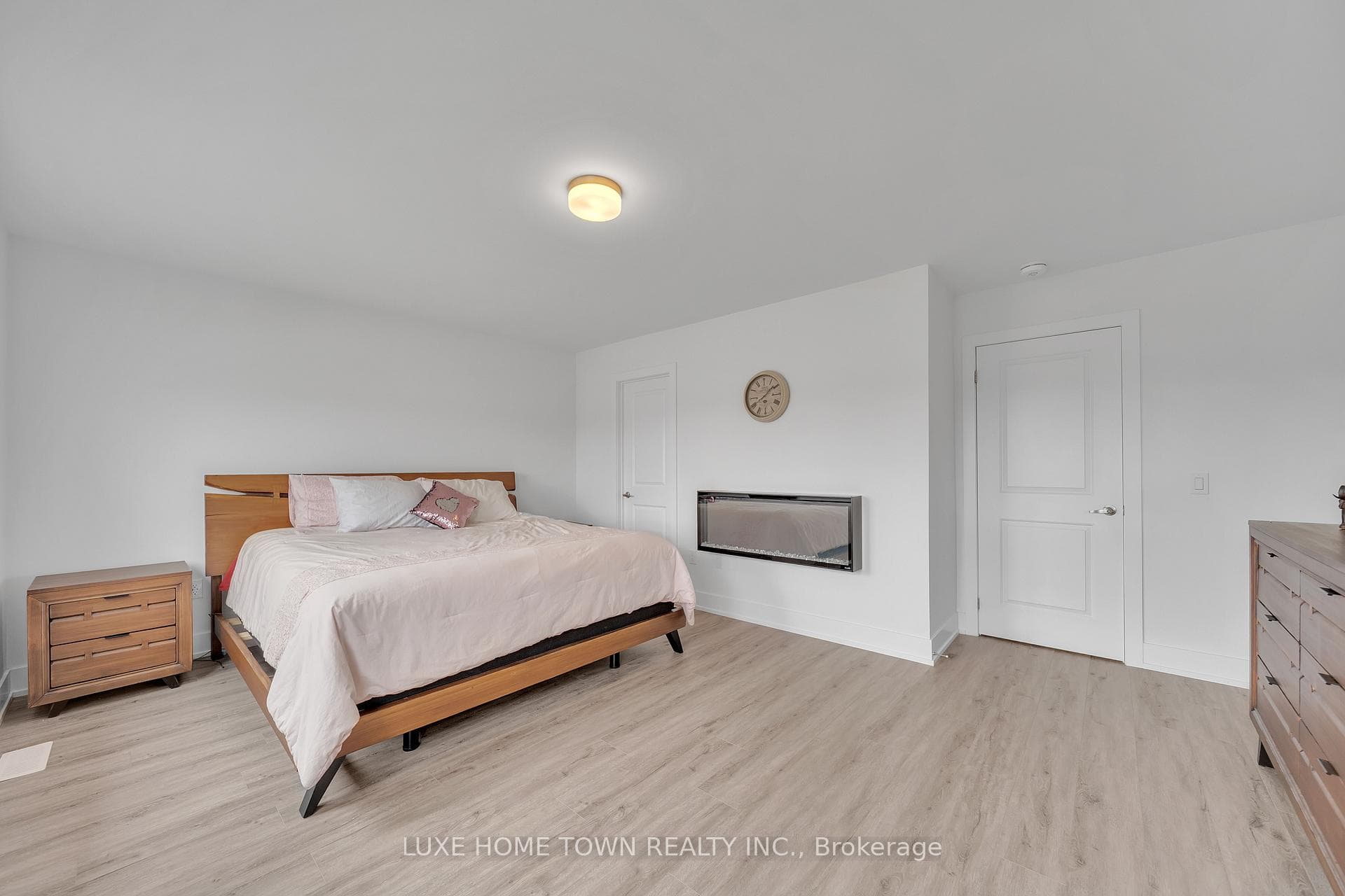 144 Povey Road photo 29