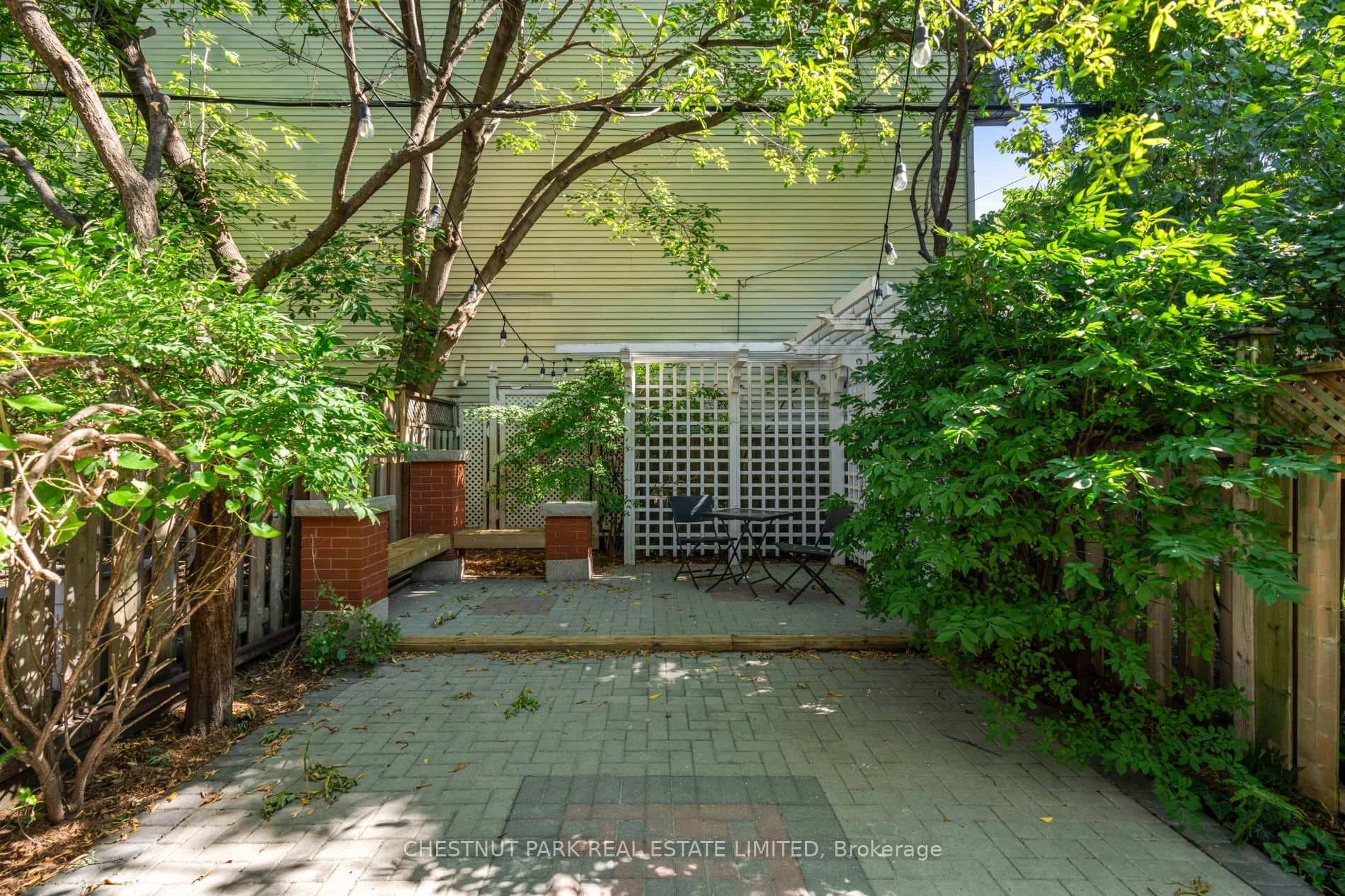 129 Jones Avenue photo 41