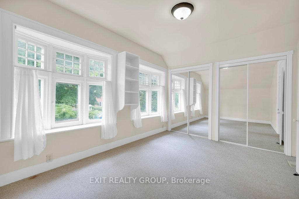 289 William Street photo 18