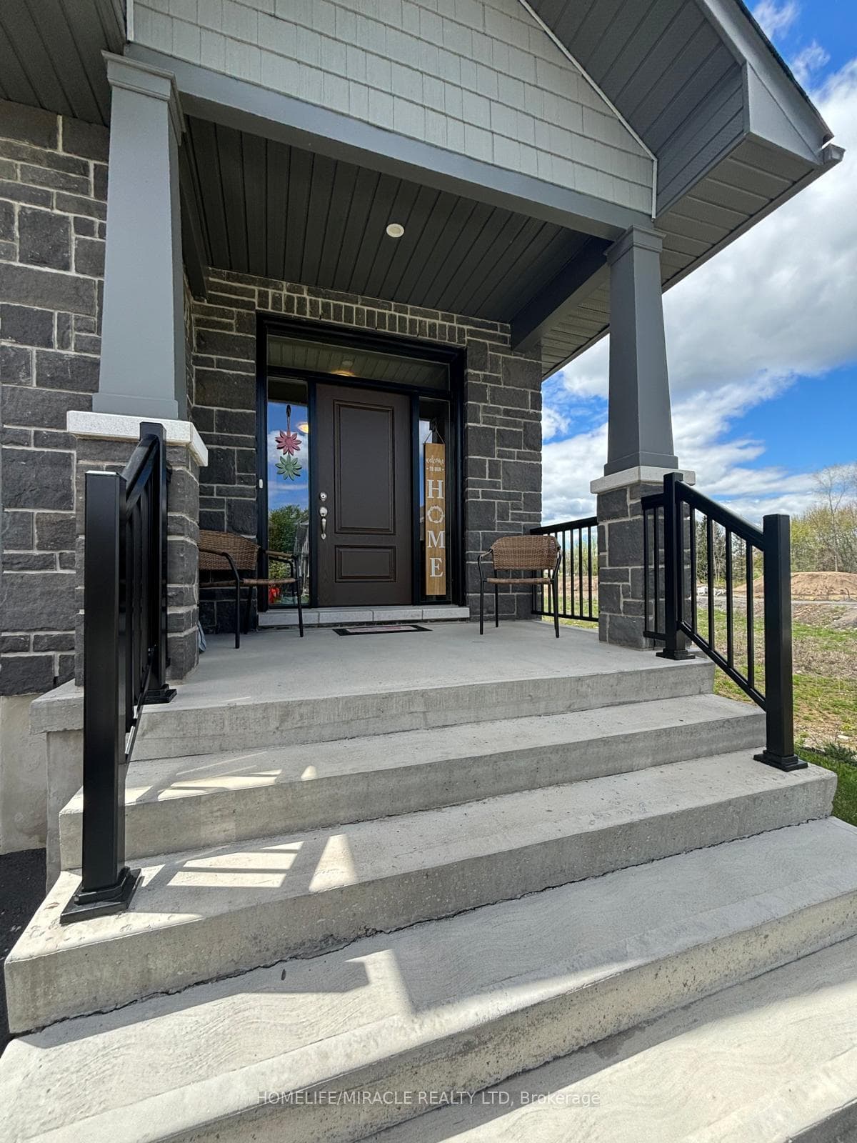 248 Heritage Park Drive photo 1
