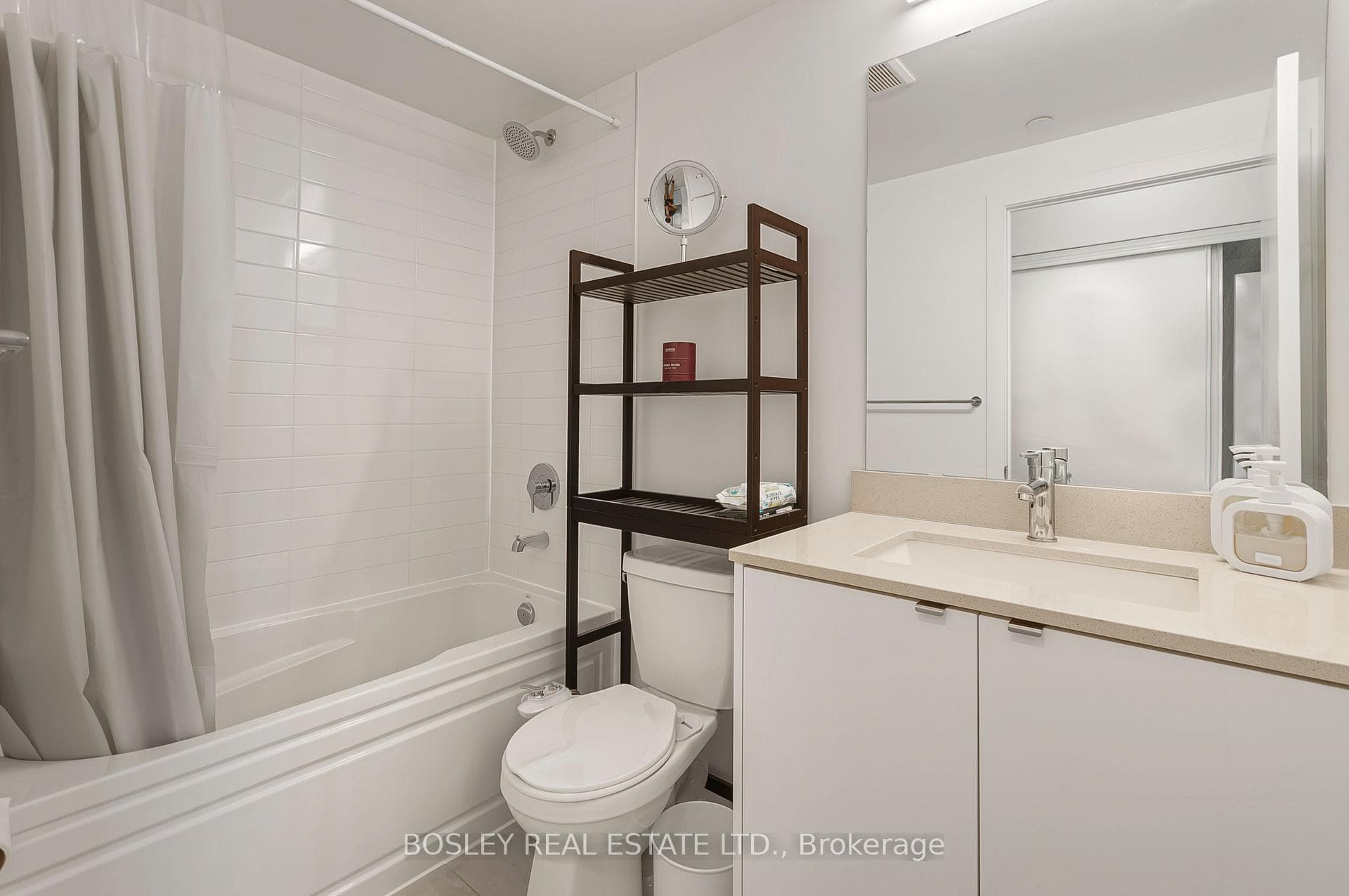 3200 Dakota Common Unit B - 315 photo 16