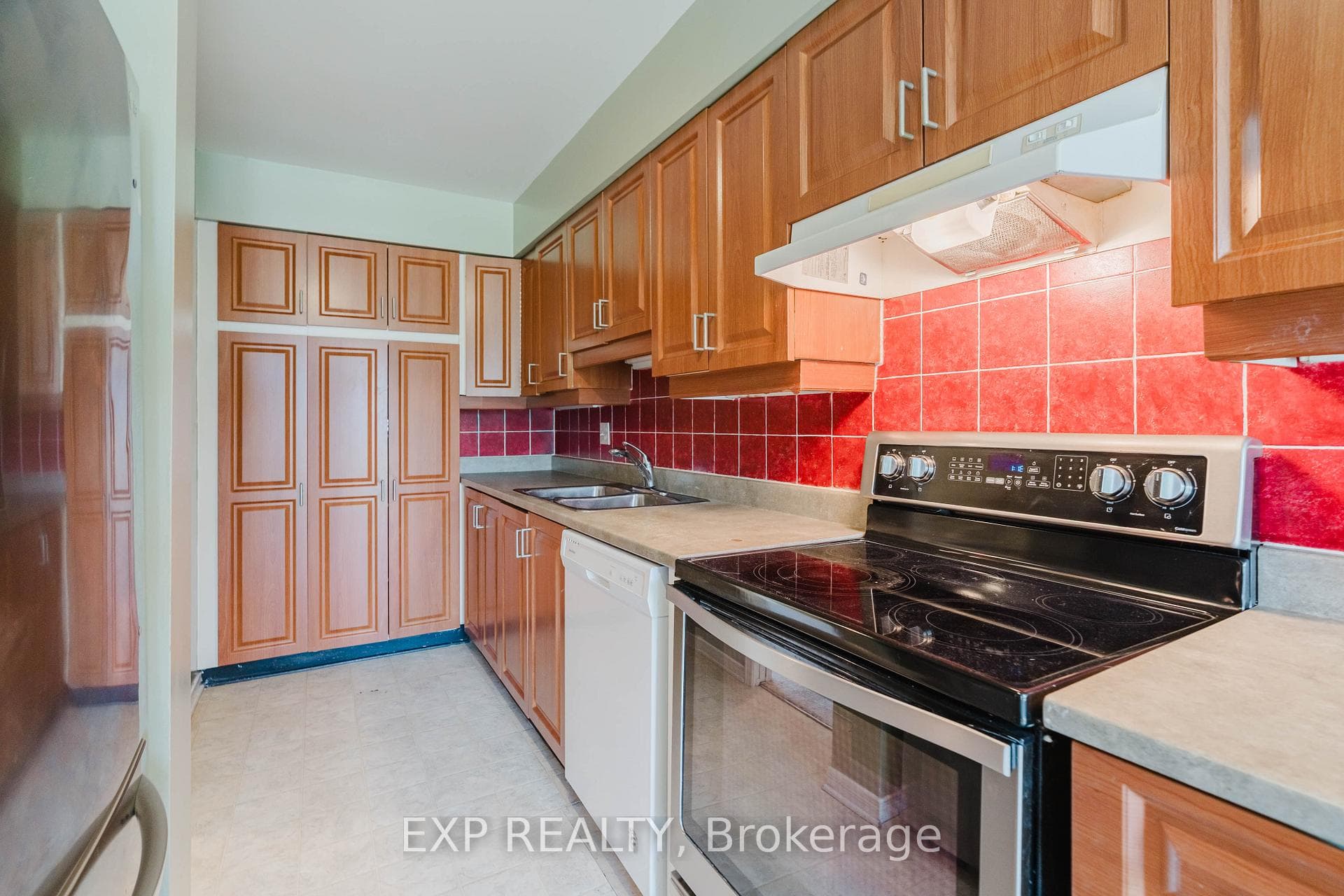 6 Forsyth Lane Unit 29 photo 25