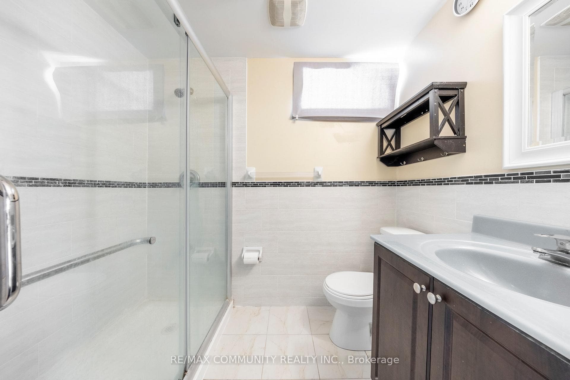 72 Lampman Drive Unit BSMT photo 16