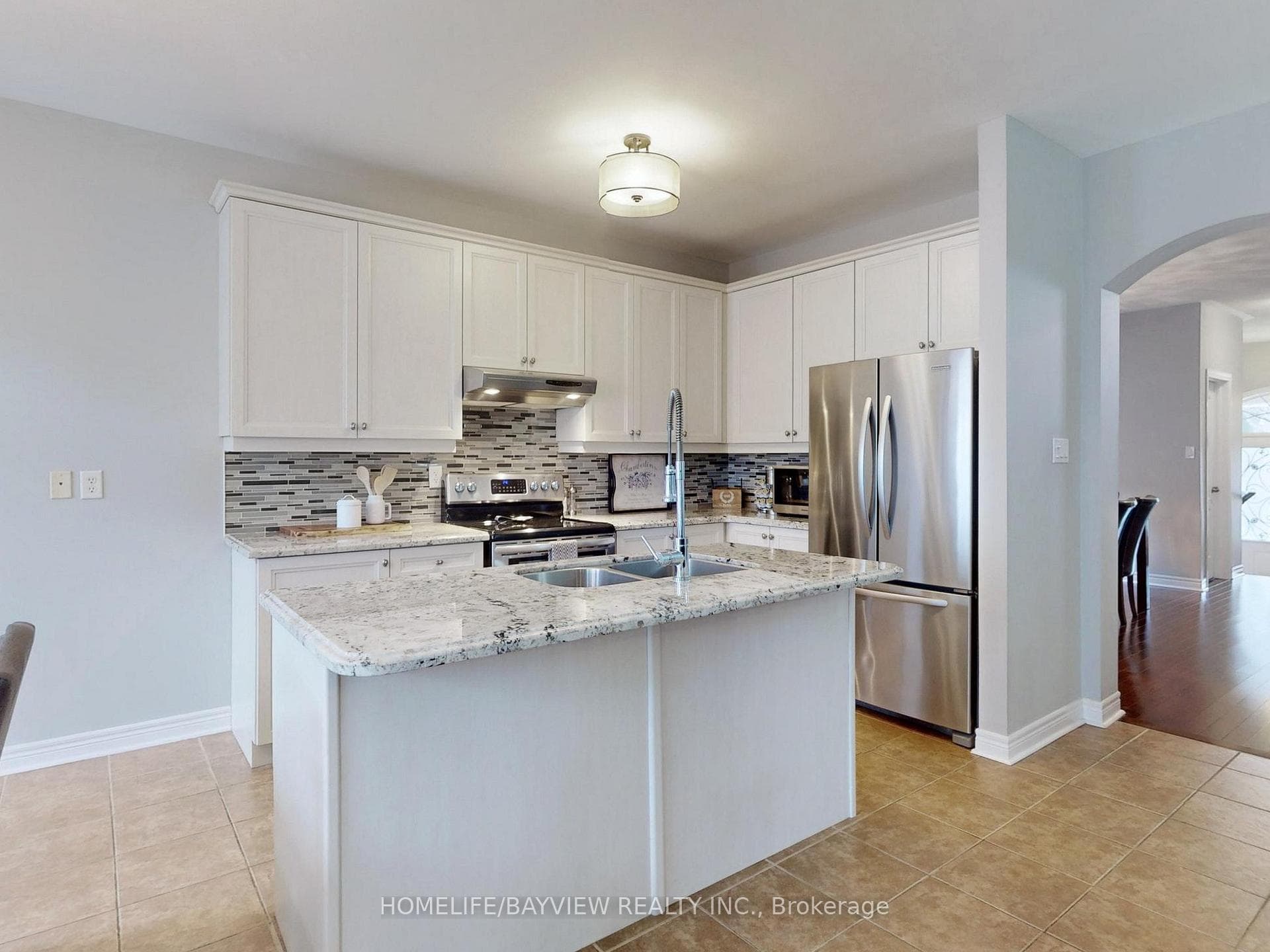 86 Hoppington Avenue photo 9