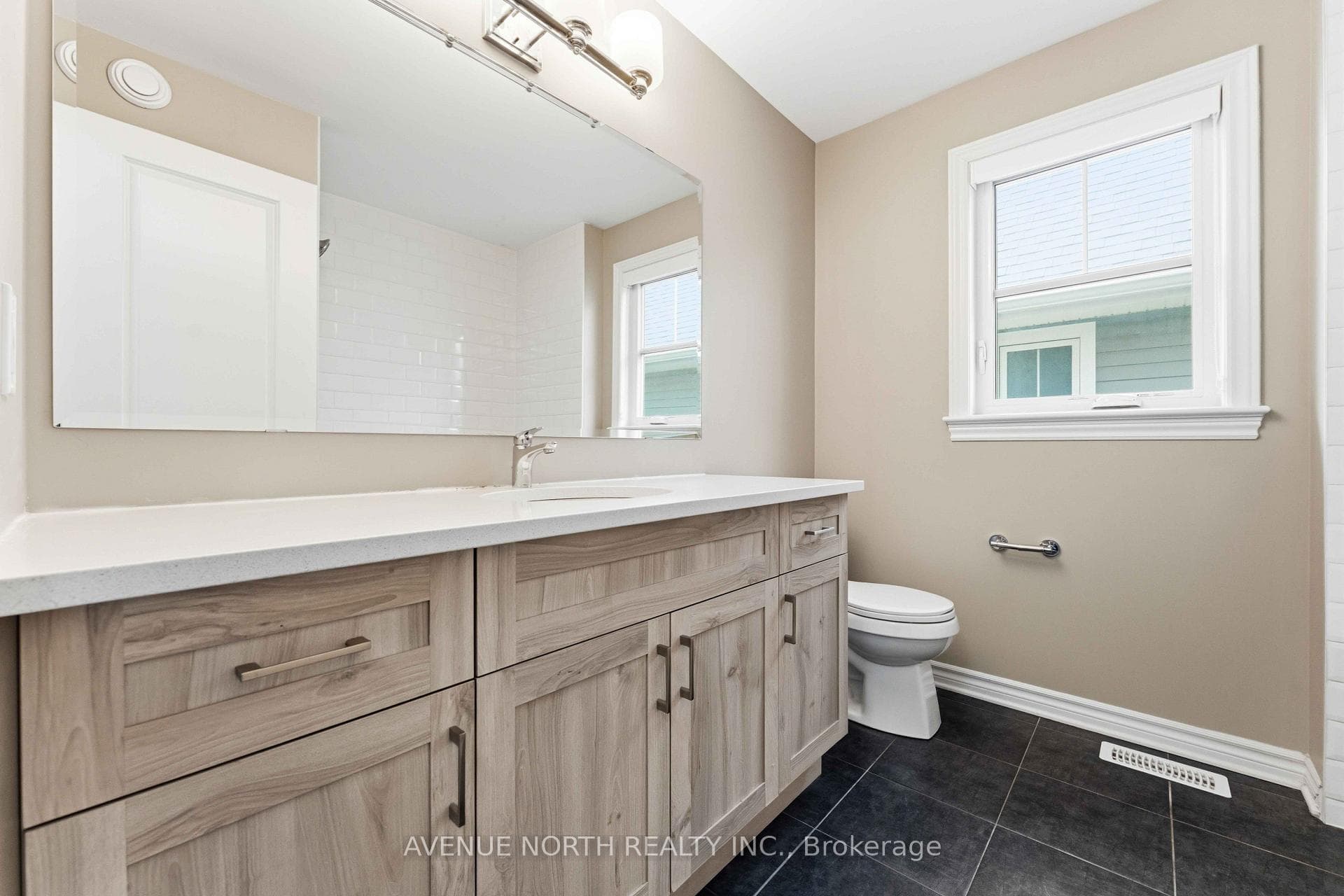 881 Antonio Farley Street photo 20