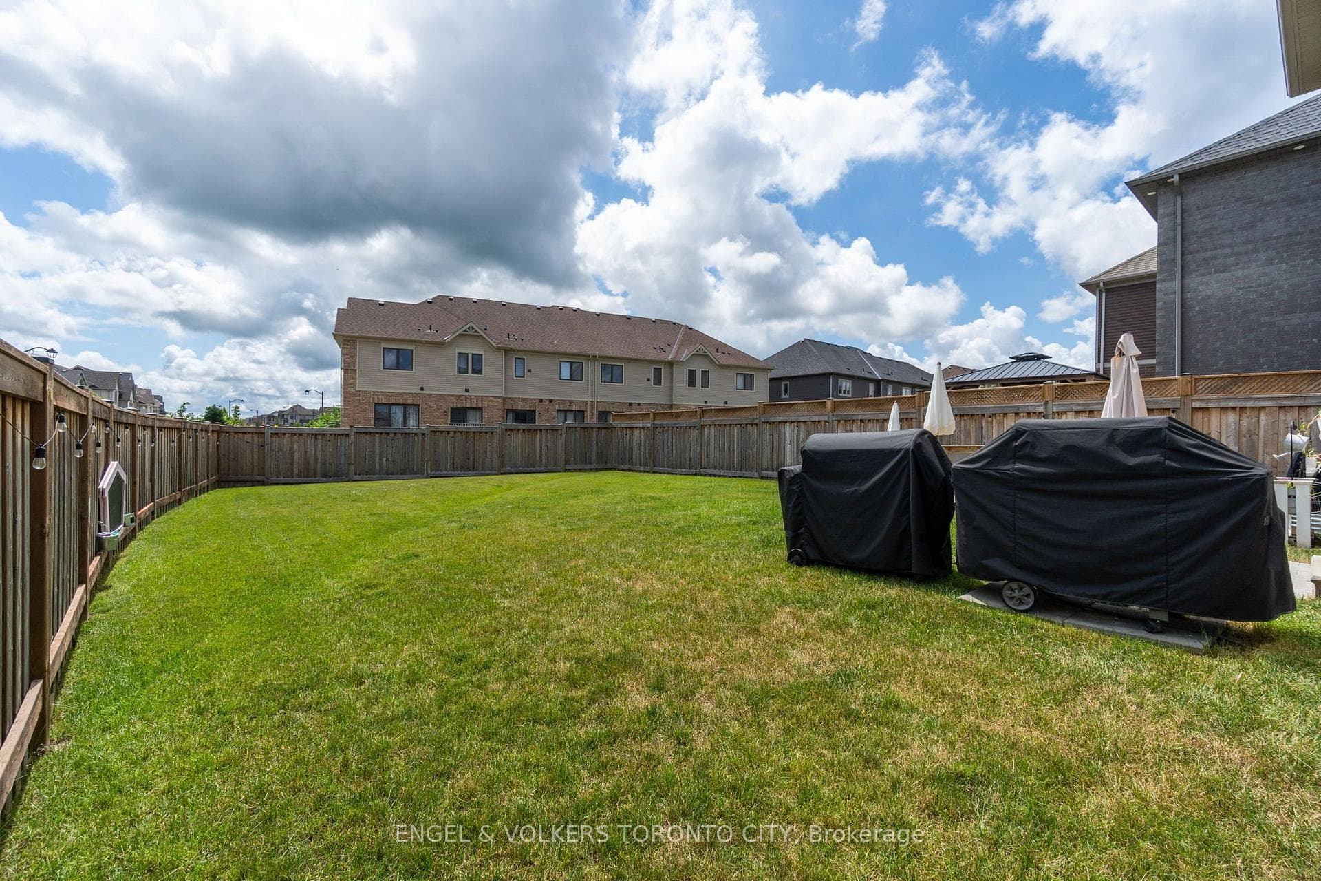 3 Arnold Crescent photo 41