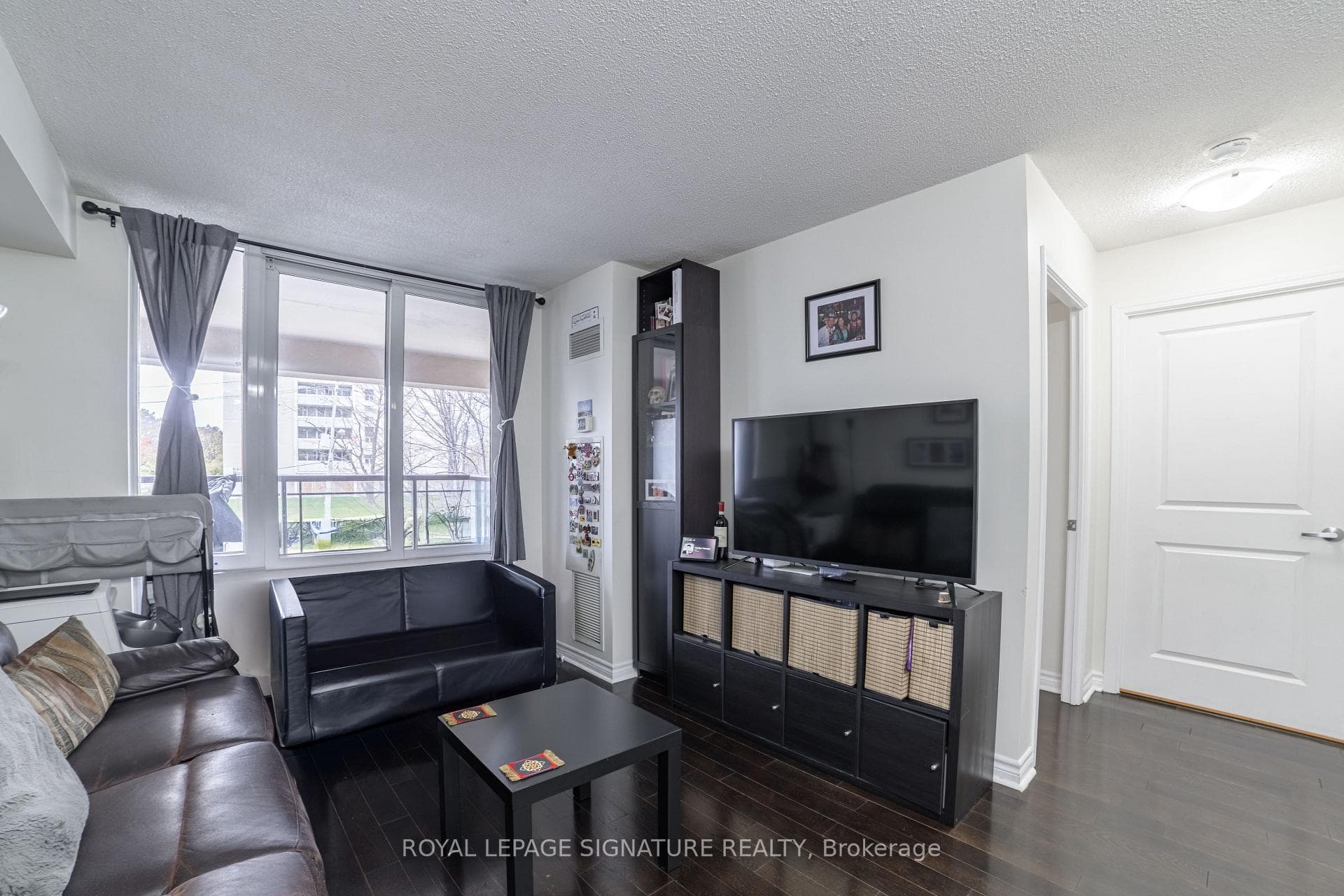 27 Rean Drive Unit 211 photo 5