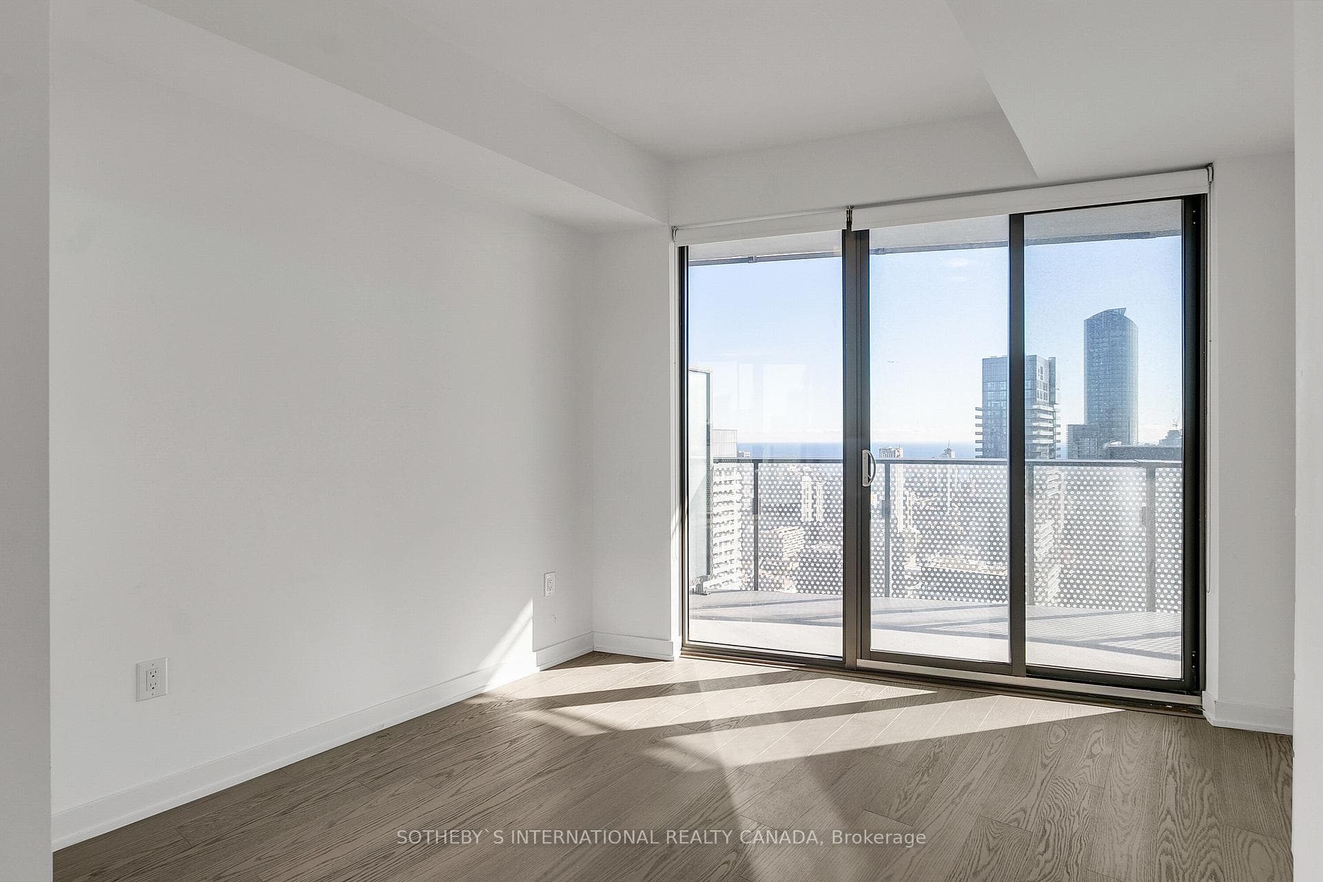 11 Wellesley Street Unit 5405 photo 19