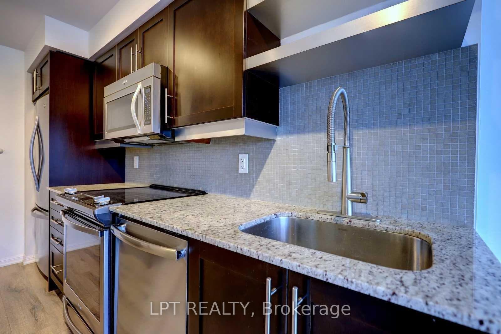 400 Adelaide Street Unit 2214 photo 10