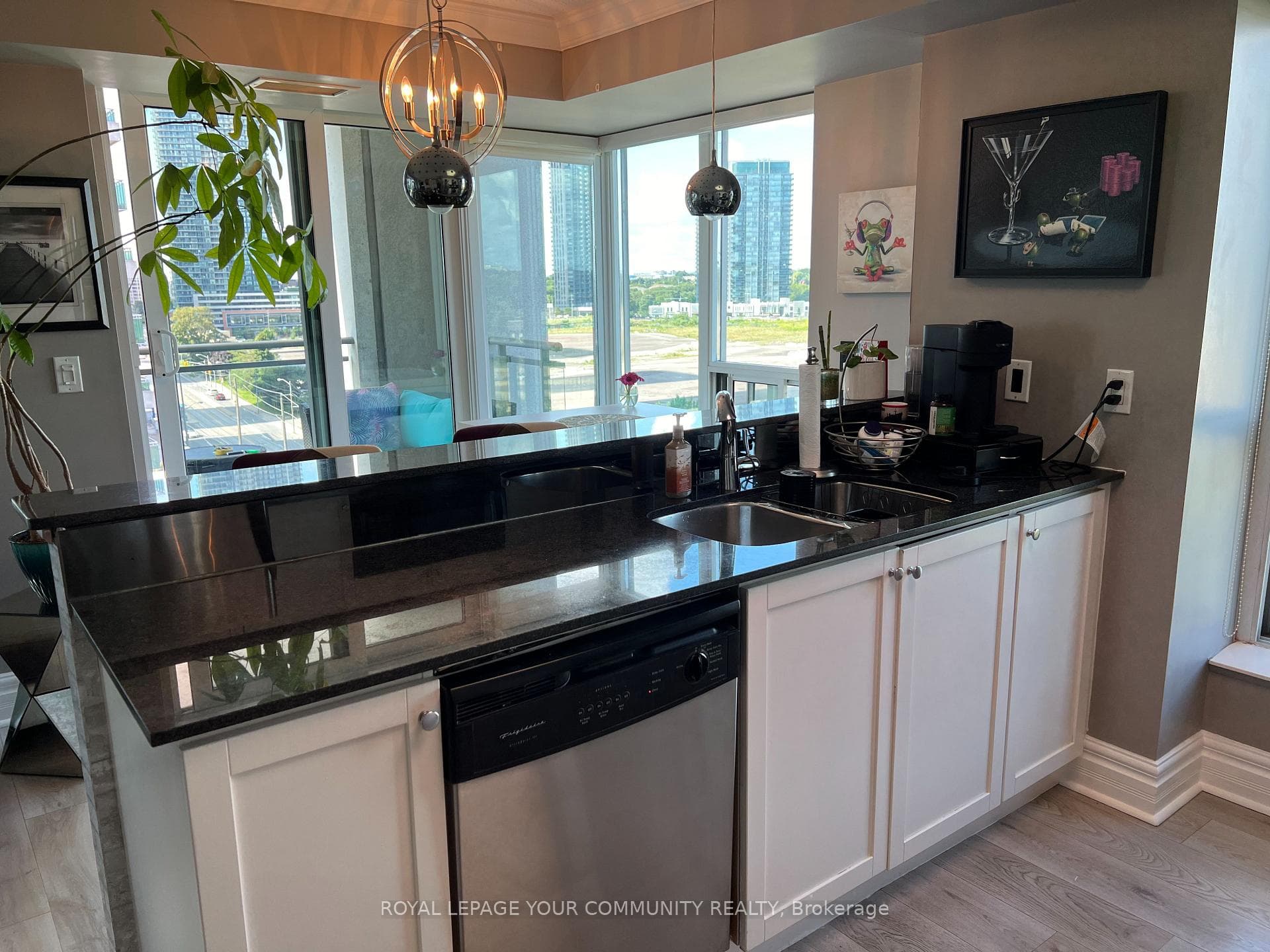 2121 Lake Shore Boulevard Unit 1102 photo 9