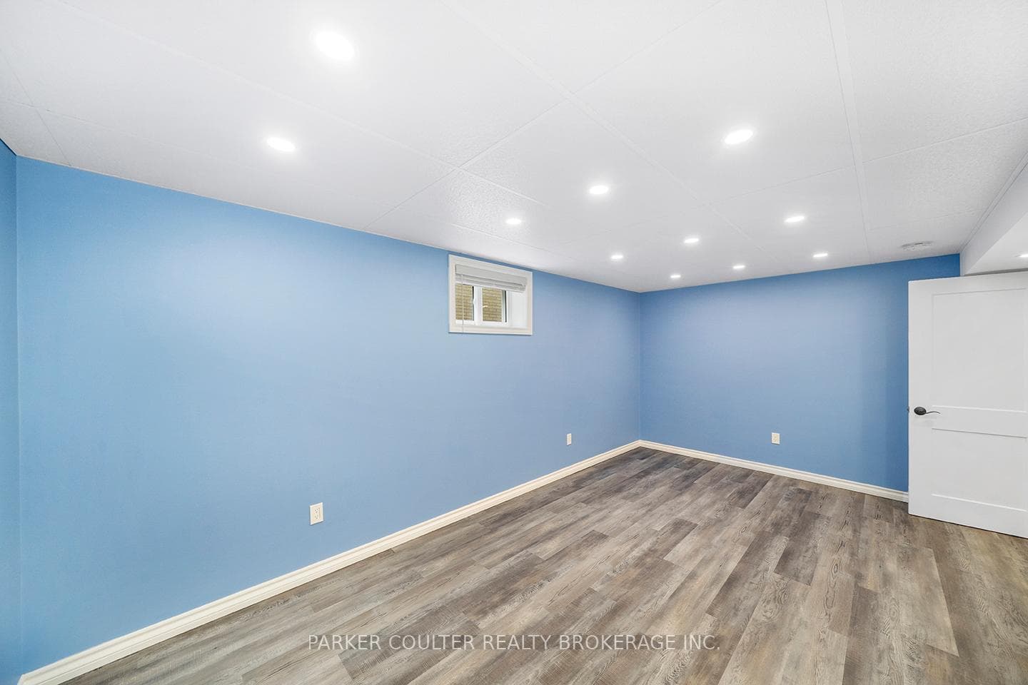 56 South Street photo 23