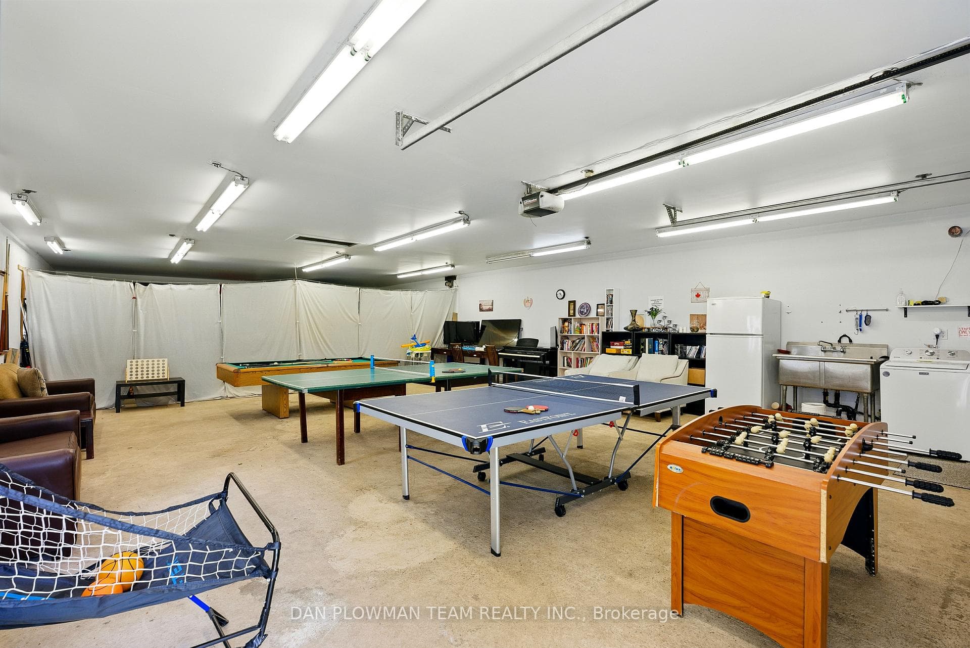 184 Chapman Drive photo 45