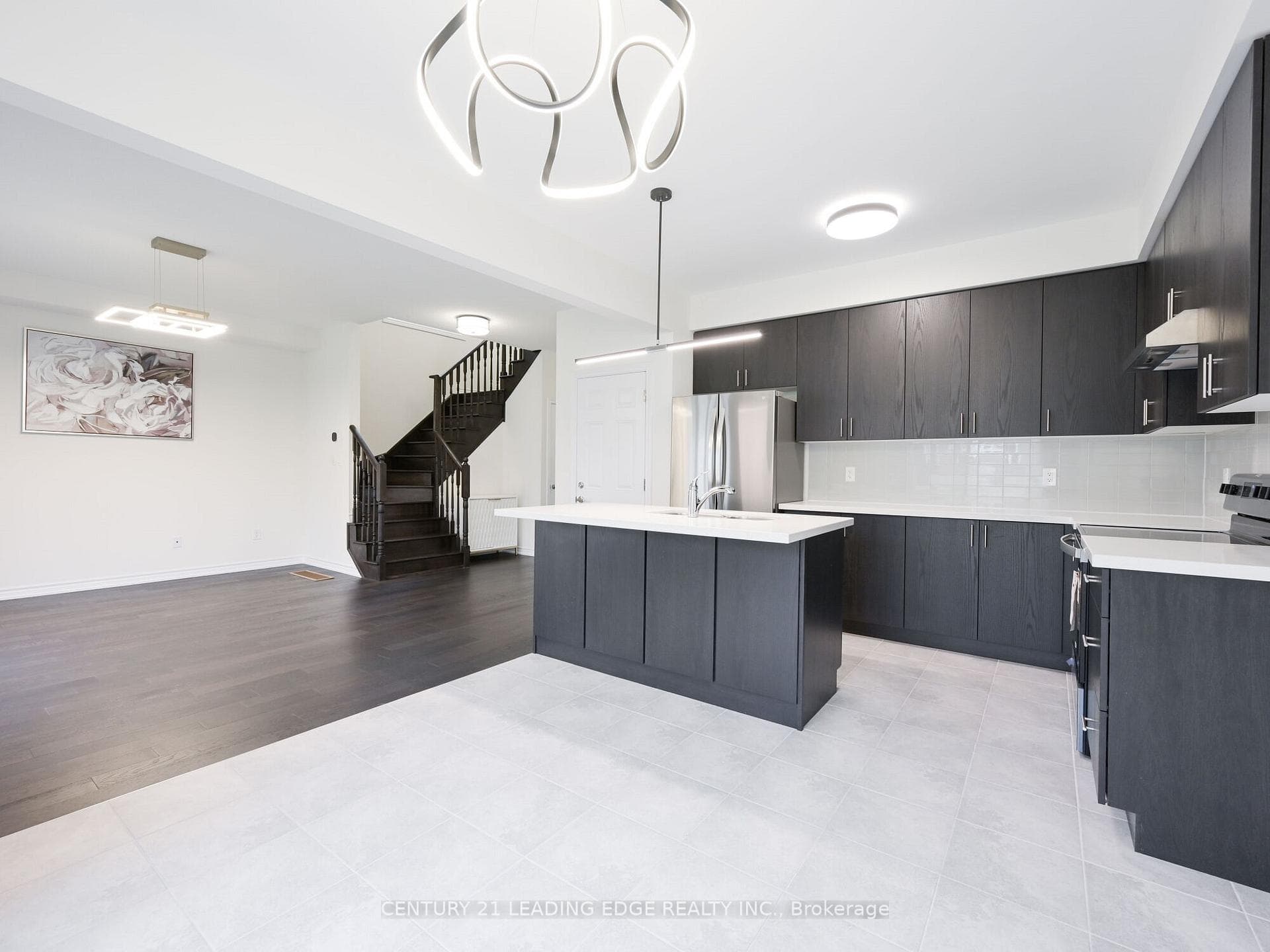 1342 STEVENS Road photo 8