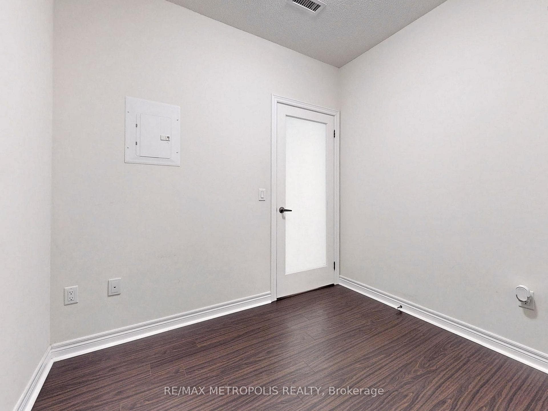 39 New Delhi Drive Unit 622 photo 23
