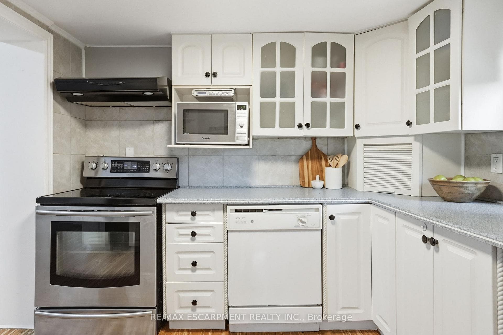 55 East 32nd Street photo 11