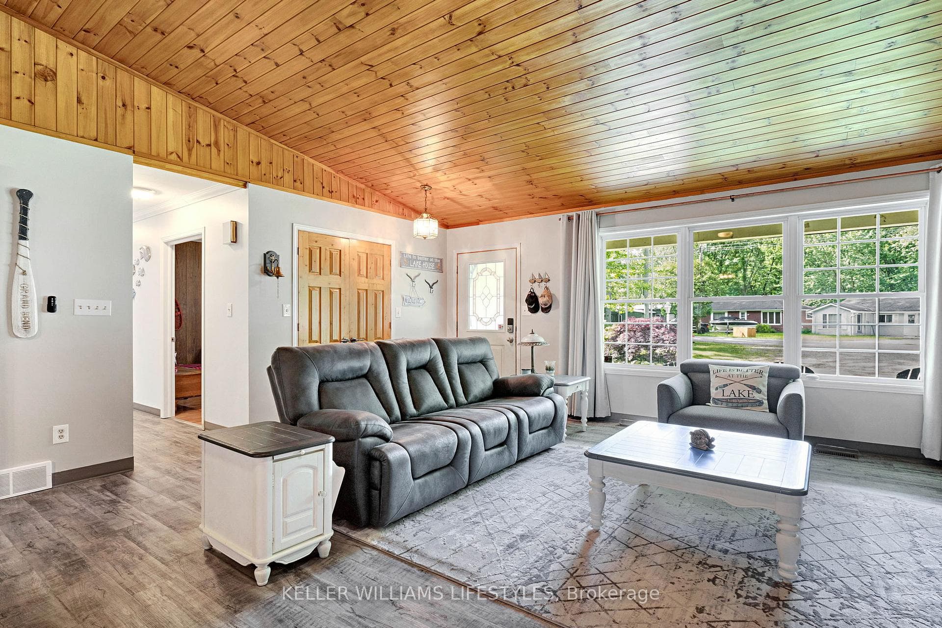 6238 London Road photo 10