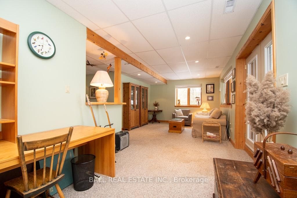 1084 Duck Pond Lane photo 28