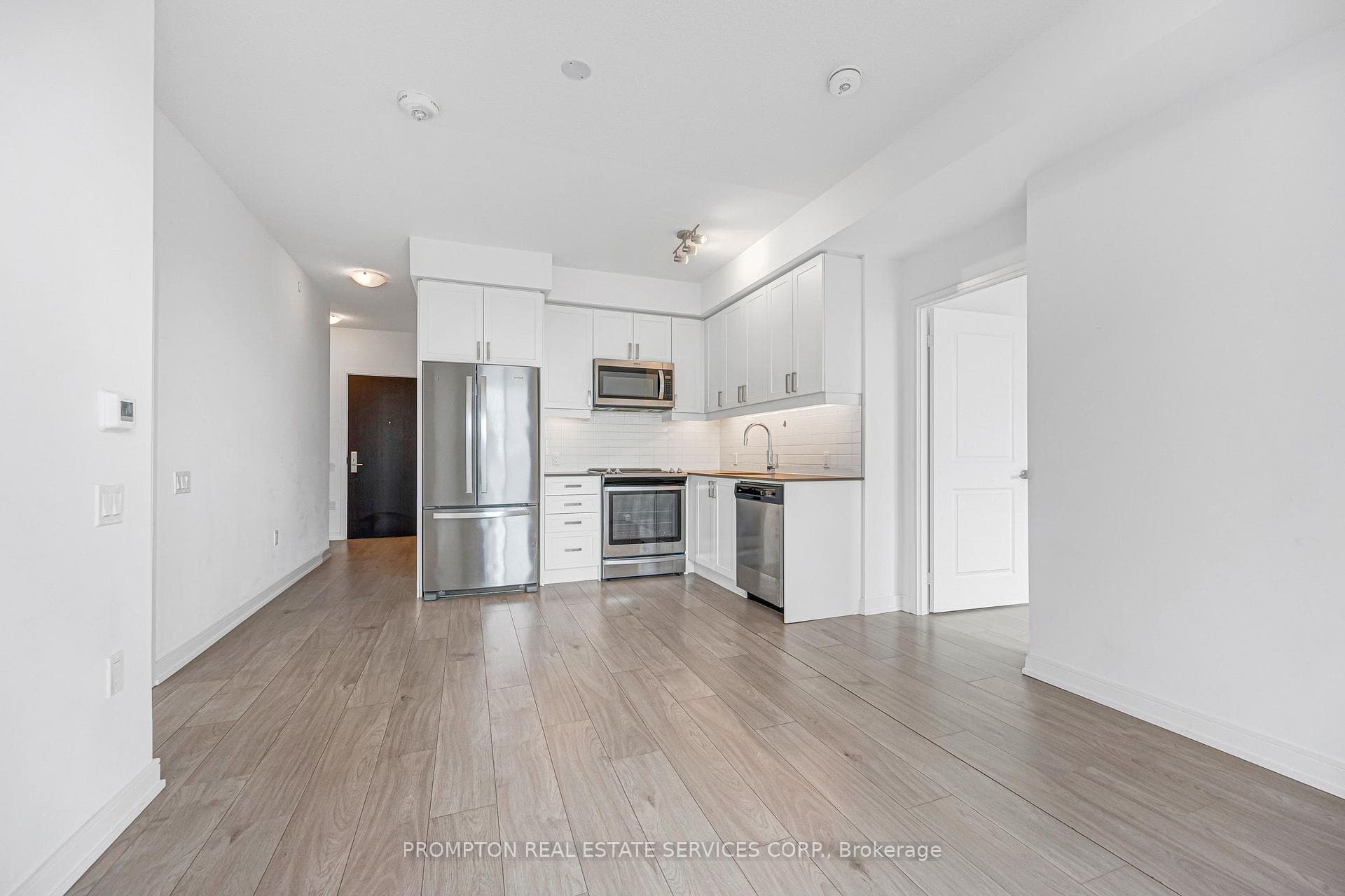 8 Nahani Way Unit 3320 photo 6