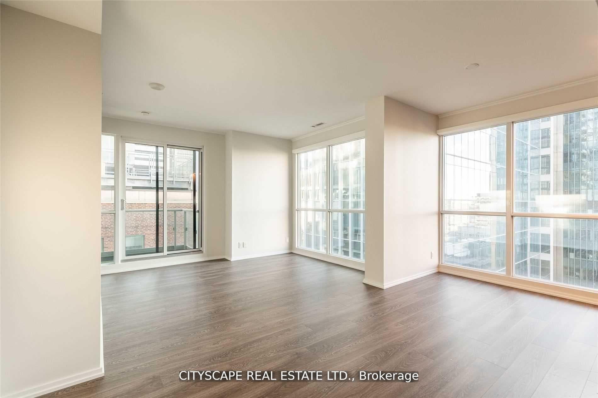 70 Temperance Street Unit 3211 photo 3