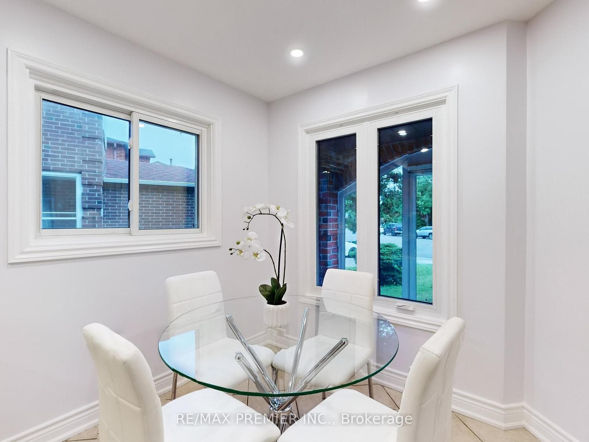 28 Marlow Crescent photo 15