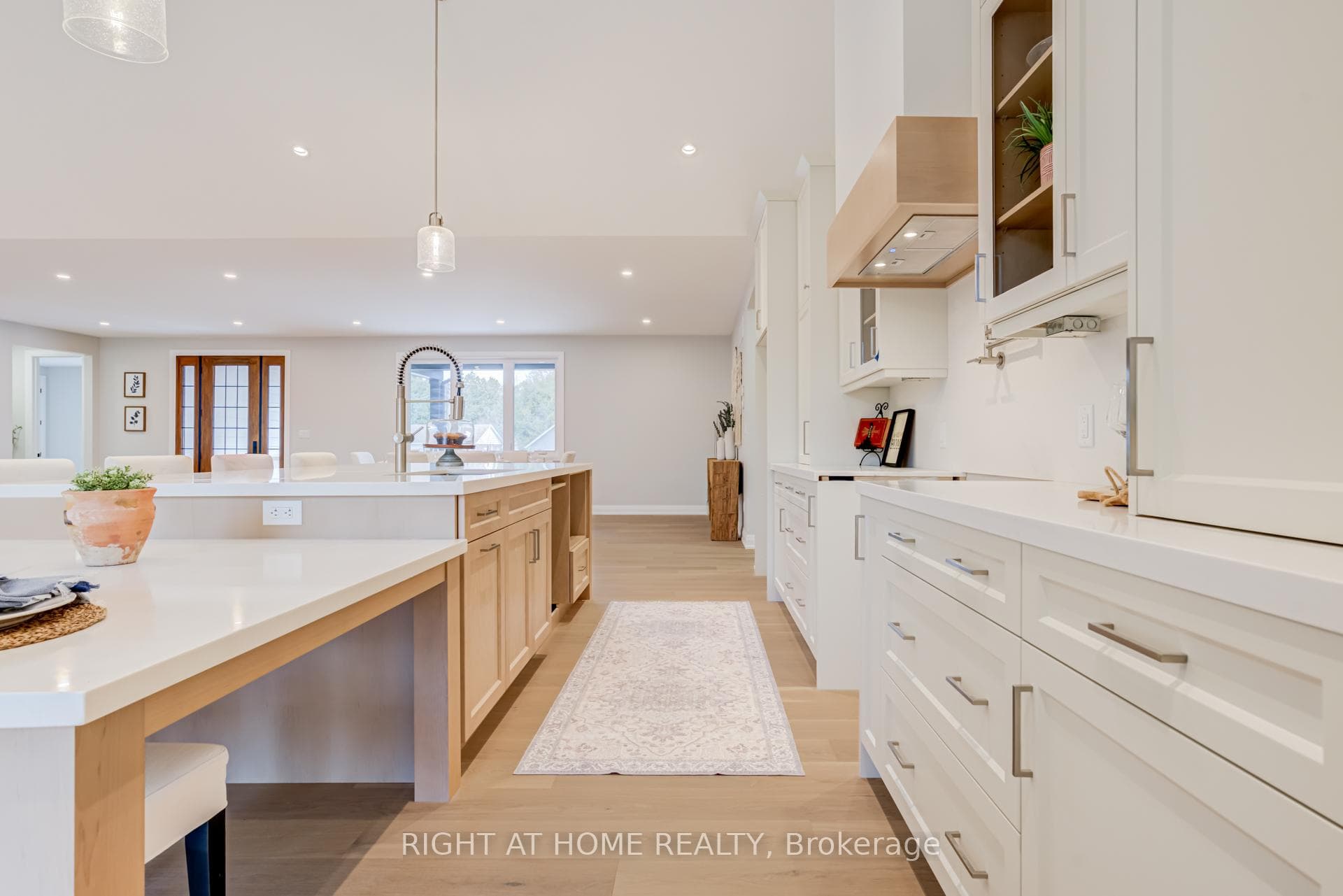 9 Maple Grove Road photo 8