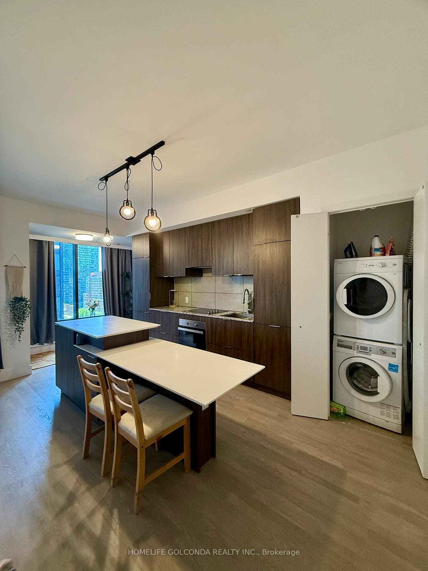5 St. Joseph Street Unit 1104 photo 3